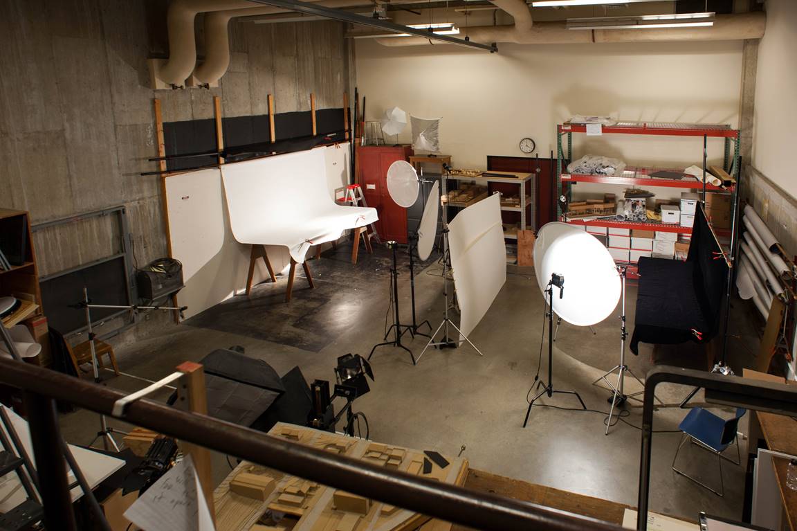 Photo Lab + Lighting Studio - UW CBE